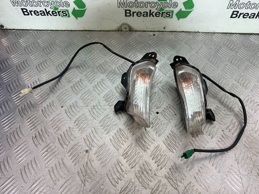 YAMAHA XMAX 300 FRONT INDICATORS  YEAR 2017-2020 (CMB1218)