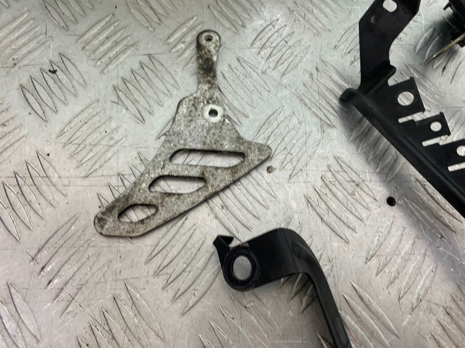 TRIUMPH 1050 SPRINT GT FRAME BRACKETS  YEAR 2010-2016 (CMB1250)