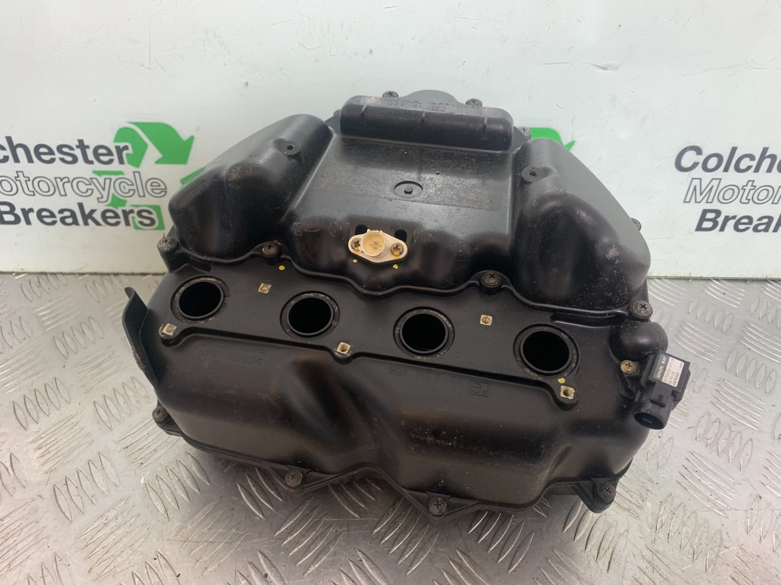 HONDA CBR600 CBR 600 RR AIR BOX    YEAR 2003-2004 CMB1173)