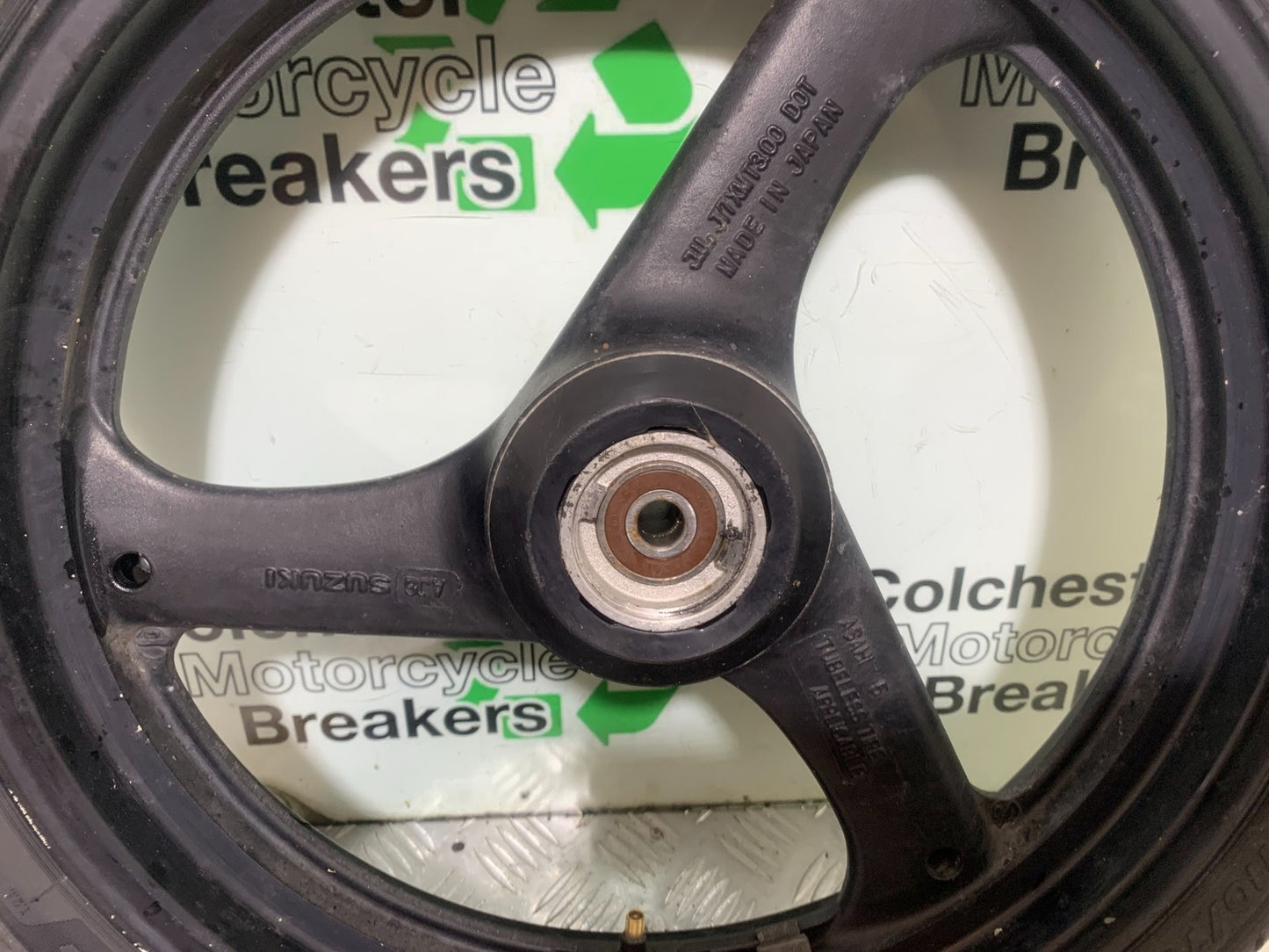 SUZUKI GS500 GS 500 FRONT WHEEL YEAR 2001-2008 (CMB1254)