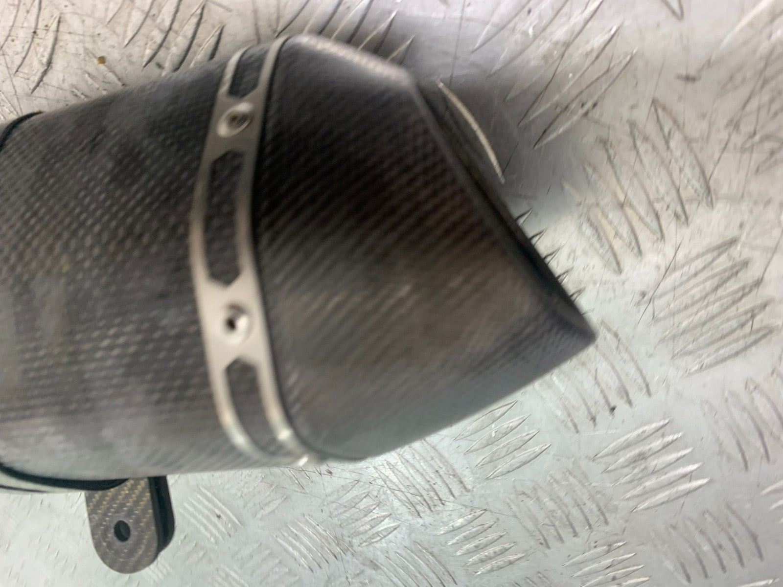 KAWASAKI ZX10R ZX10 R AKRAPOVIC CARBON SILENCER  2008-2010 (CMB1206)