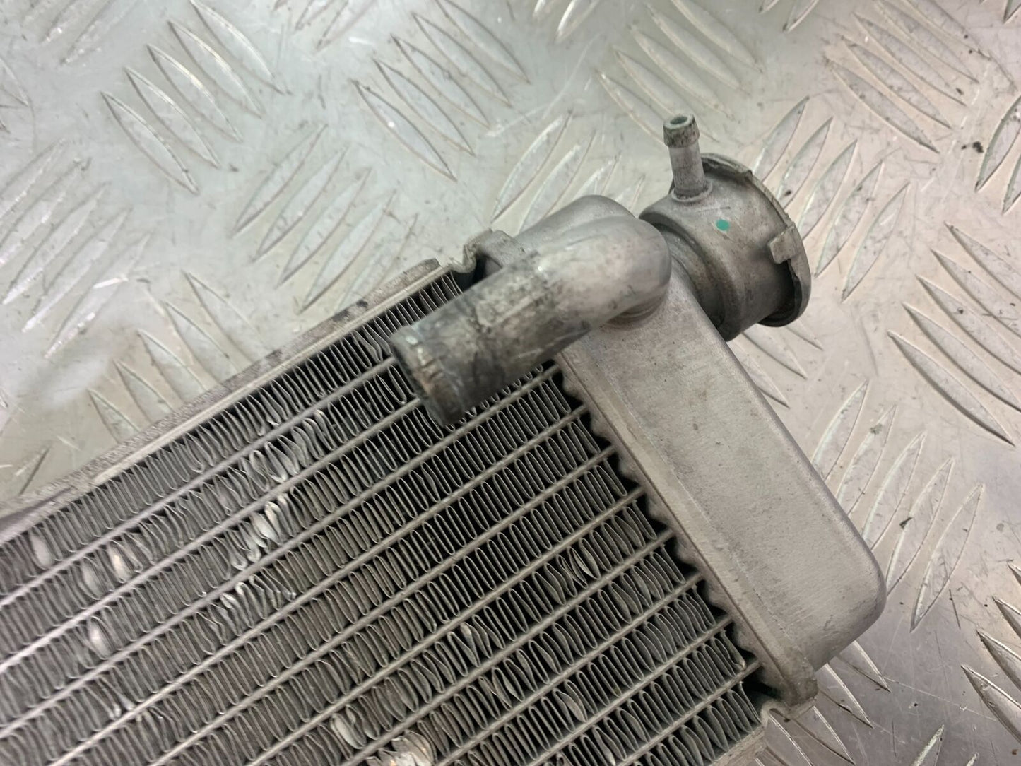 HUSQVARNA TE630 TE 630 RADIATOR YEAR 2010-11 (CMB1120)