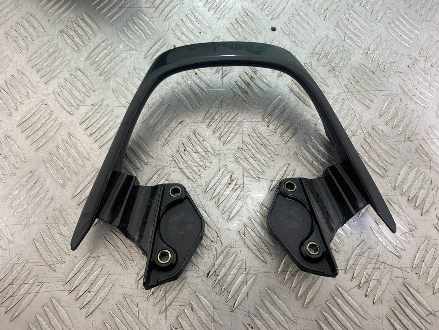 HONDA CBF125 CBF 125 GRAB RAIL   YEAR 2009-14  (CMB1172)