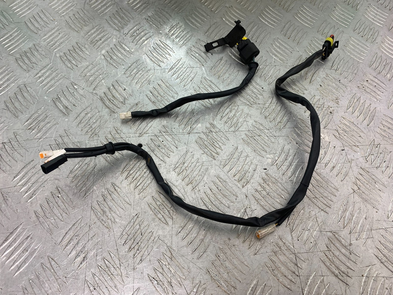 DUCATI 1198 S WIRING SUBLOOMS YEAR 2009-2011 (CMB1219)