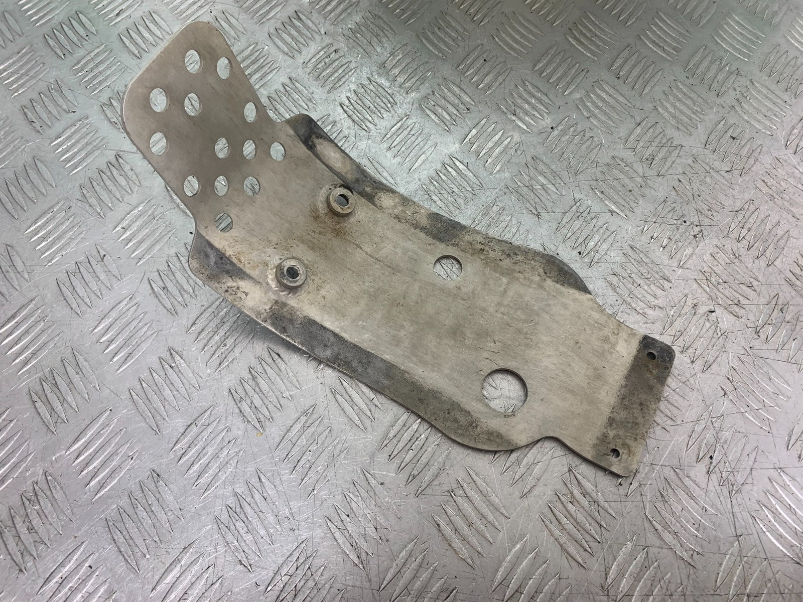 KAWASAKI KXF250 KXF 250 ENGINE BASH PLATE   YEAR 2006-2008 (CMB1309)