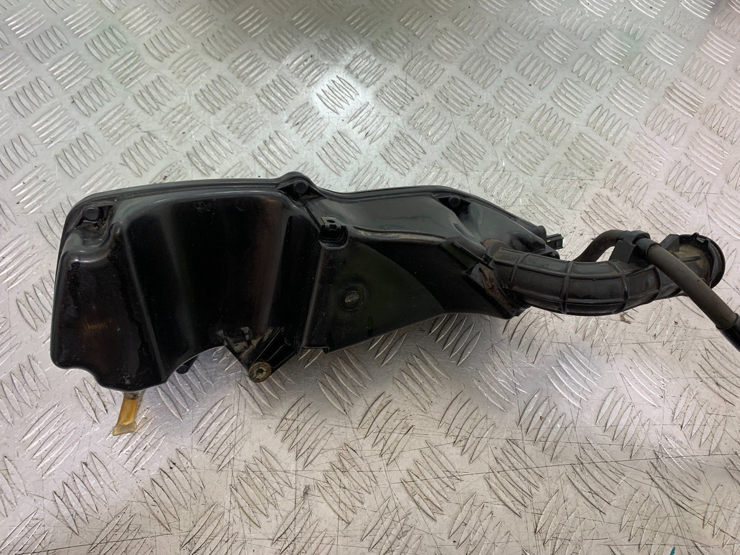 HONDA NSC110 VISION AIRBOX  YEAR 2017-2020 (CMB1249)