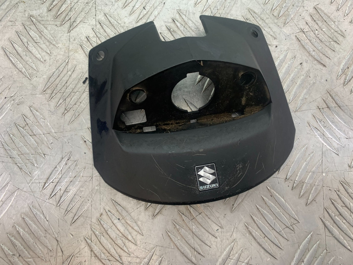 SUZUKI GSR600 GSR 600 IGNITION SWITCH COVER   2006-2010 (CMB1177)