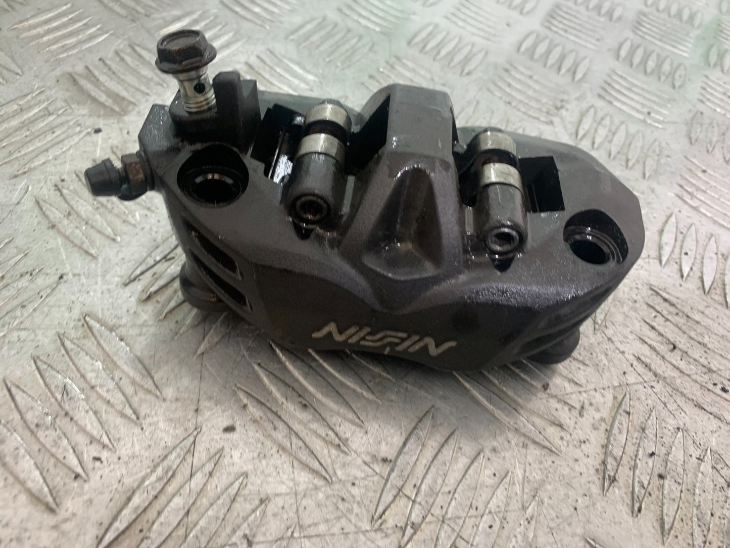 KAWASAKI GTR1400 GTR 1400 FRONT BRAKE CALIPERS YEAR 2007-2009 (CMB1174)