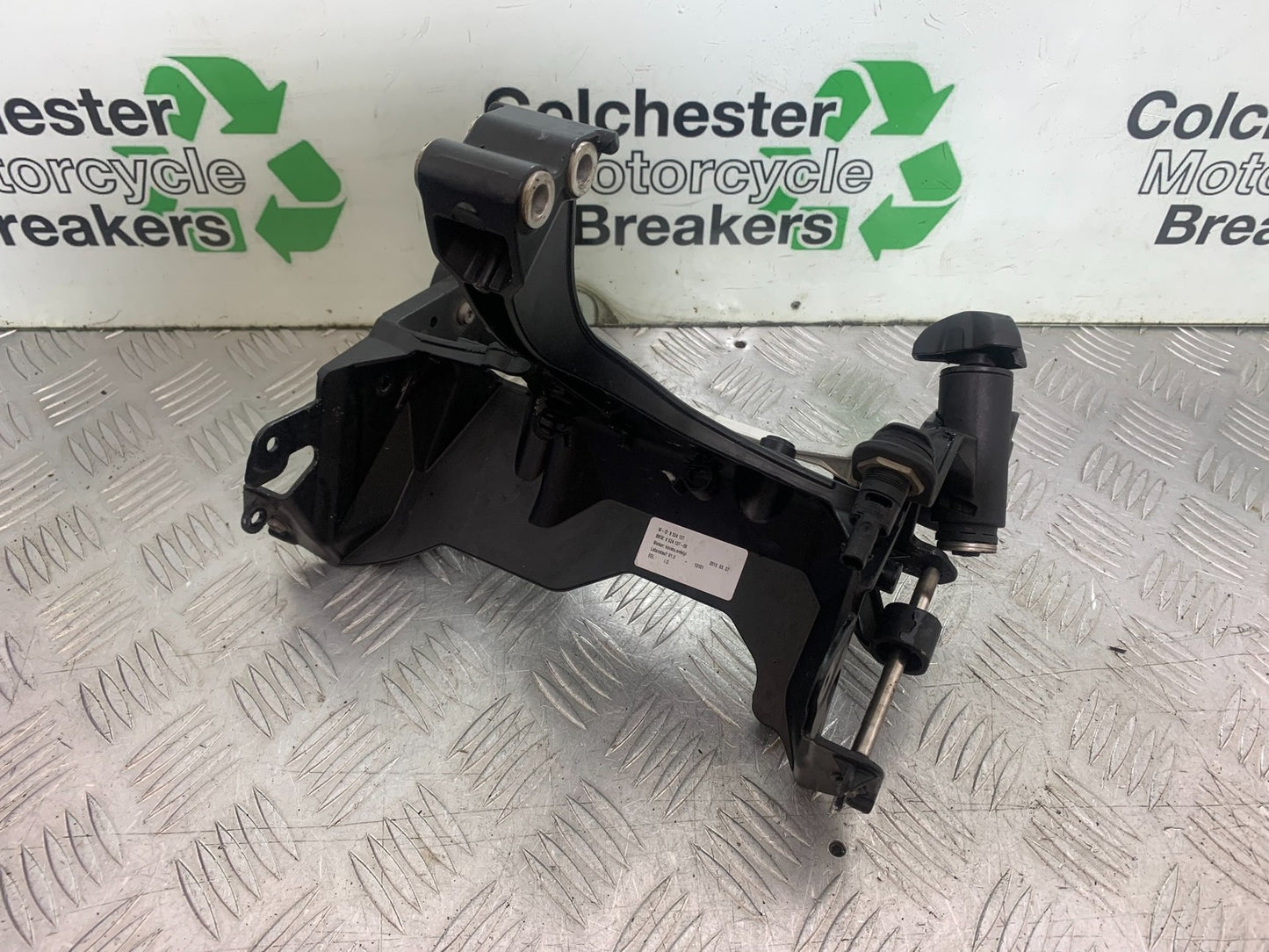 BMW R1200 R 1200 GS FAIRING BRACKET & SCREEN ADJUSTER   YEAR 2013-2016 (CMB1257)