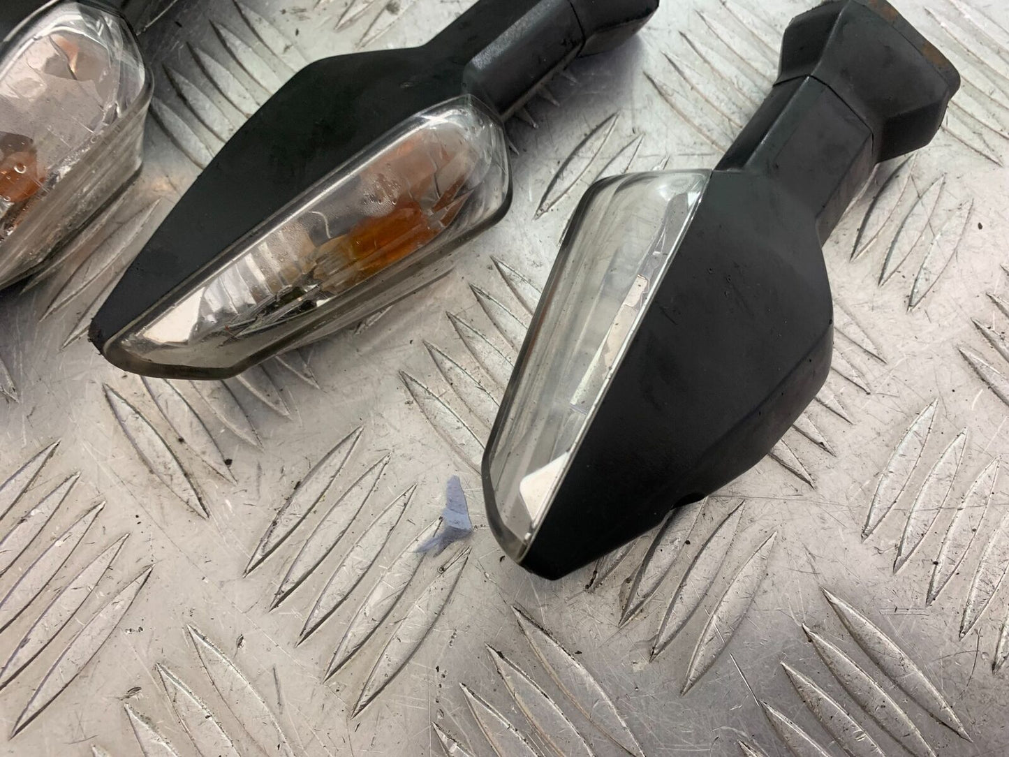 KAWASAKI Z650 ER650 KNFAN FRONT AND REAR INDICATORS  YEAR 2022-2024 (CMB1112)