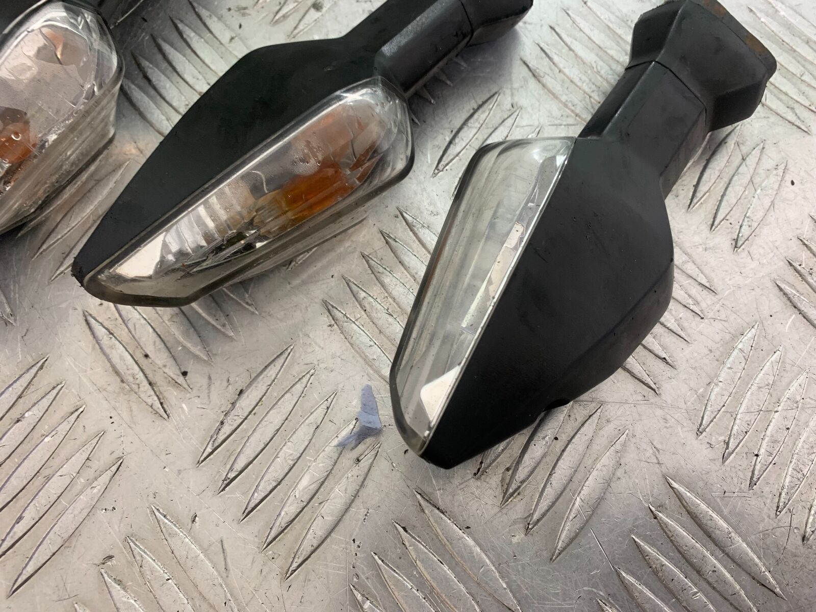 KAWASAKI Z650 ER650 KNFAN FRONT AND REAR INDICATORS  YEAR 2022-2024 (CMB1112)