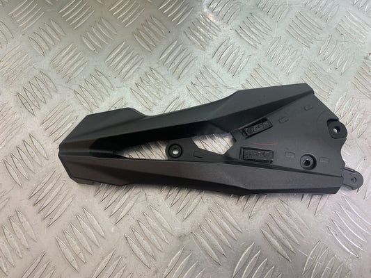 KAWASAKI Z800 Z 800 INFILL COVER   YEAR 2013-2017 (CMB1059)