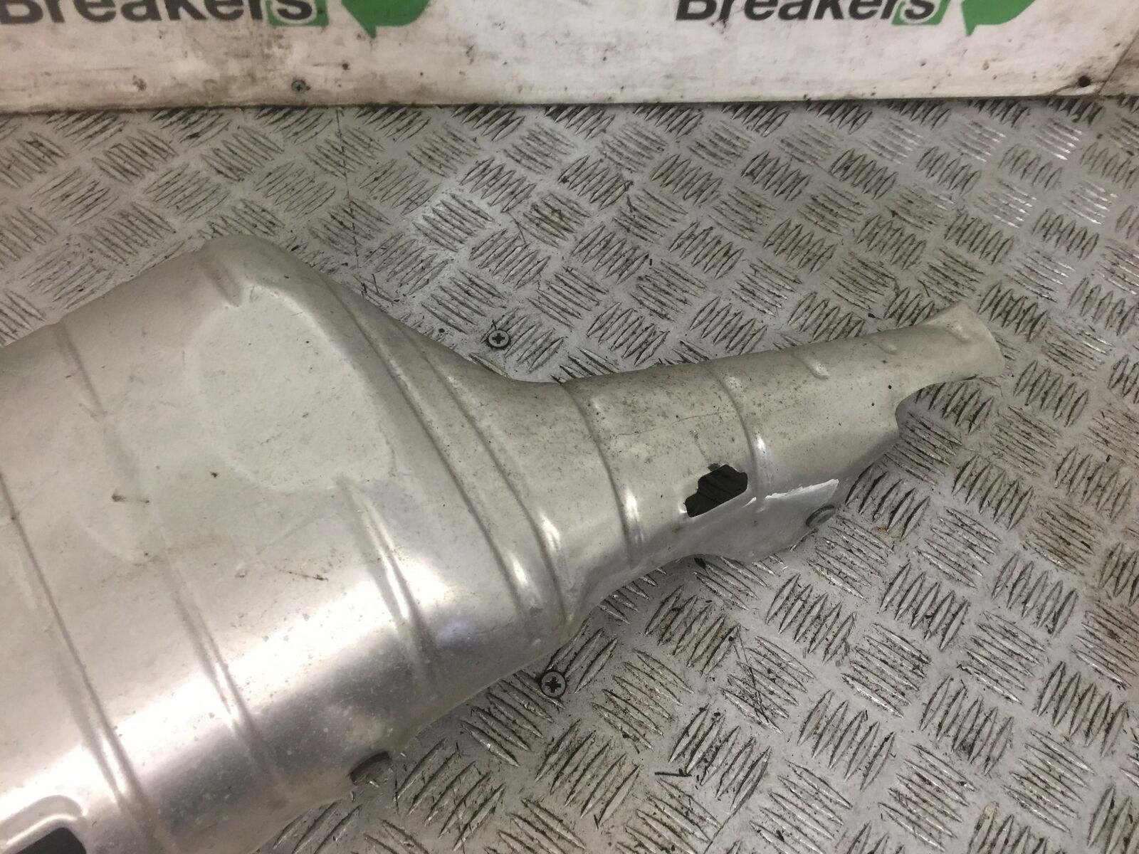 HONDA CBR600 CBR 600 RR SILENCER SHIELD  YEAR 2009-2012 (STOCK 804)