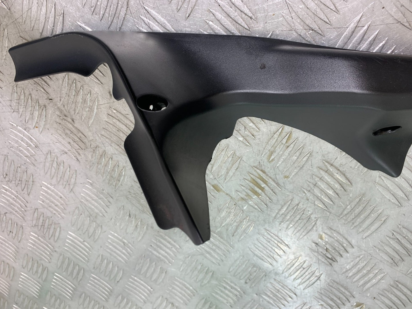 DUCATI 848 TOP FAIRING INFILL PANEL YEAR 2008-2010 (CMB1323)