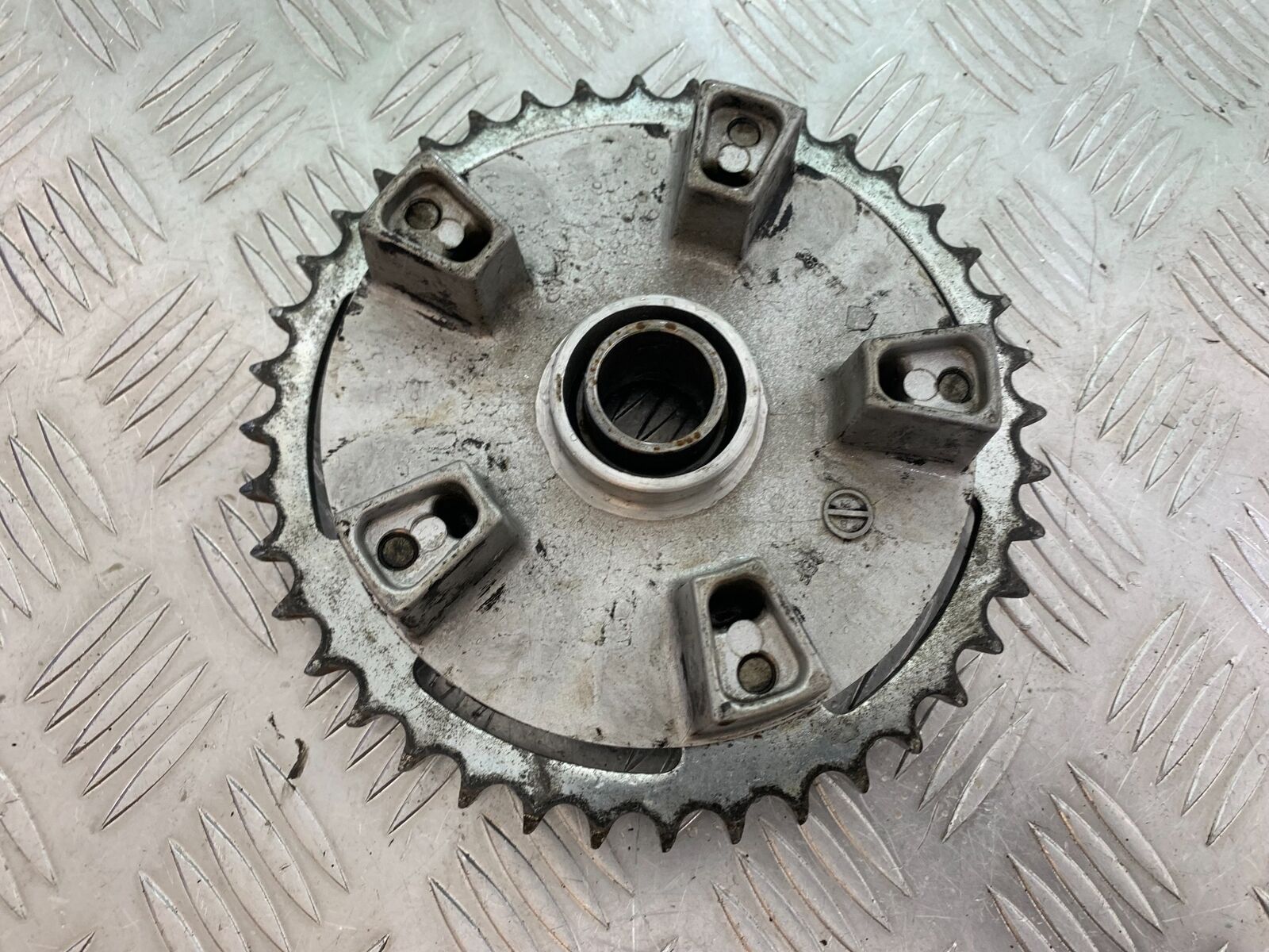 SUZUKI SV1000 SV 1000 K4 SPROCKET CARRIER YEAR 2003-2007 (CMB1042)