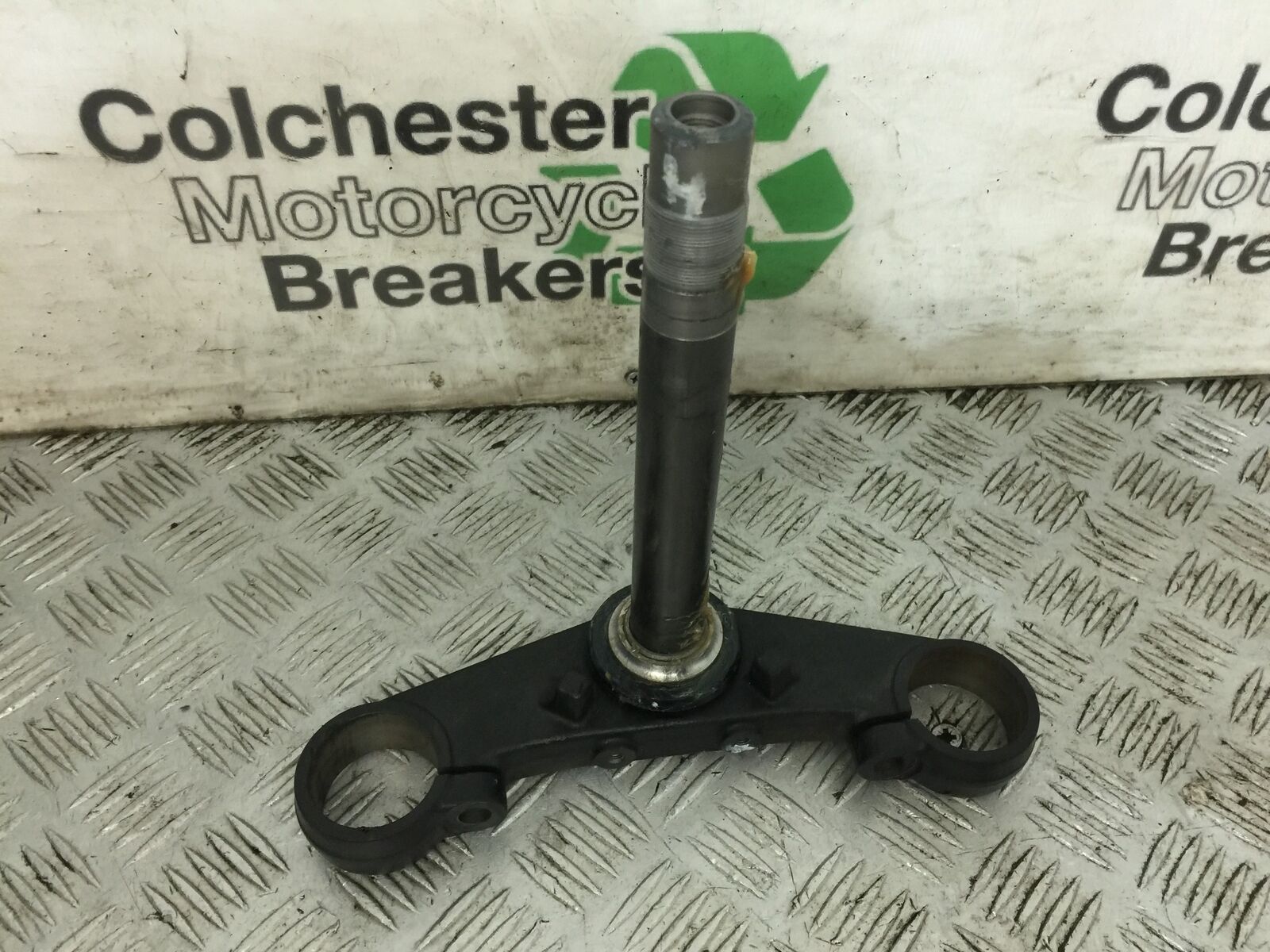 YAMAHA MT03 BOTTOM YOKE  YEAR 2018  (STOCK 801)
