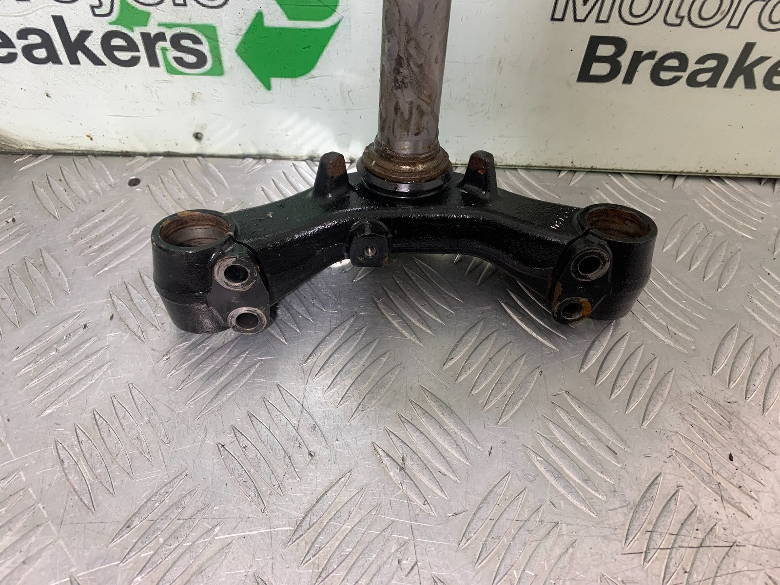 YAMAHA XMAX 125 XMAX-125 BOTTOM YOKE  YEAR 2015-2020  (CMB1266)