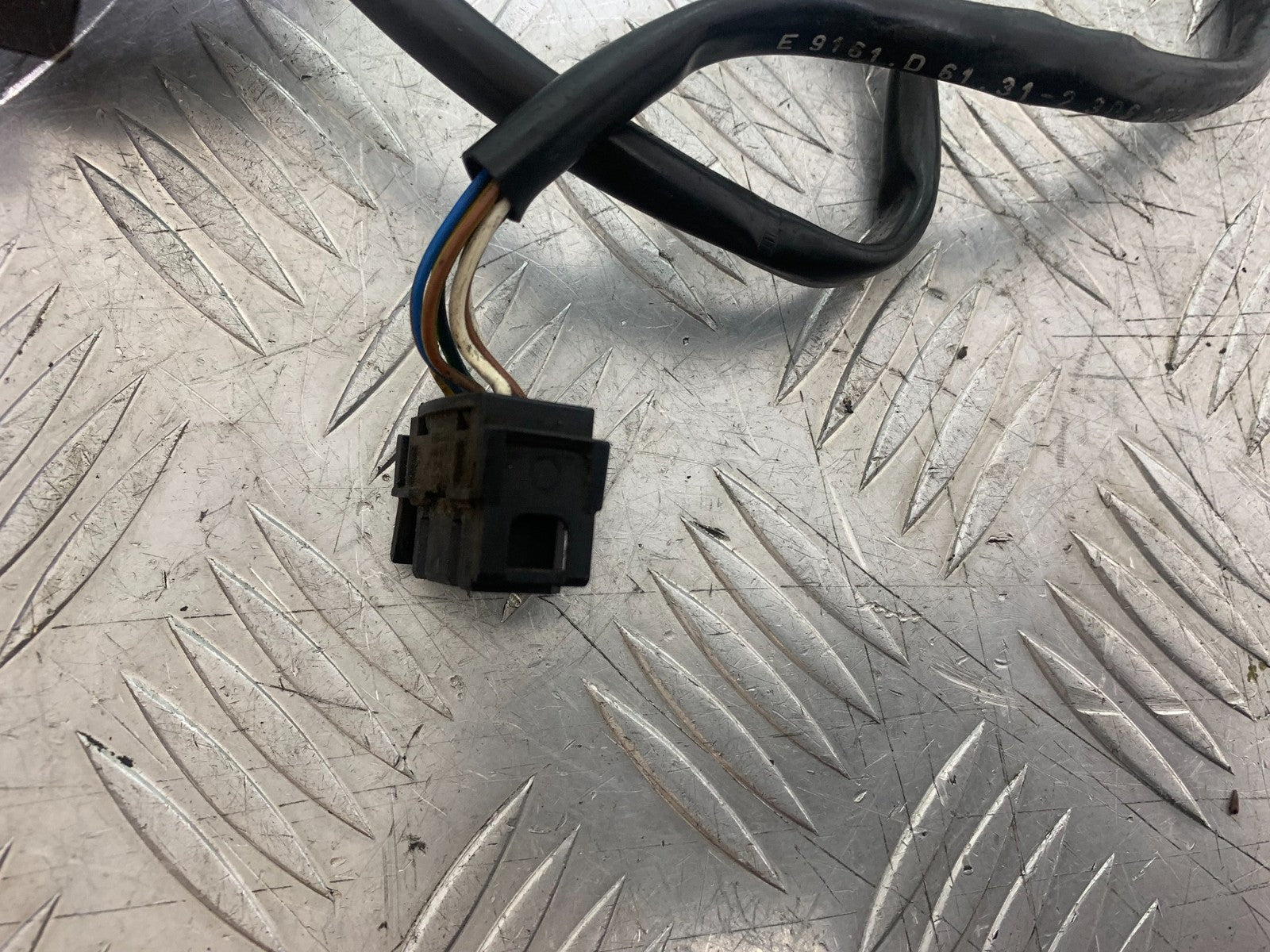 BMW R850 R R850R LEFT SWITCH GEAR   YEAR 1994-2002 (CMB1170)
