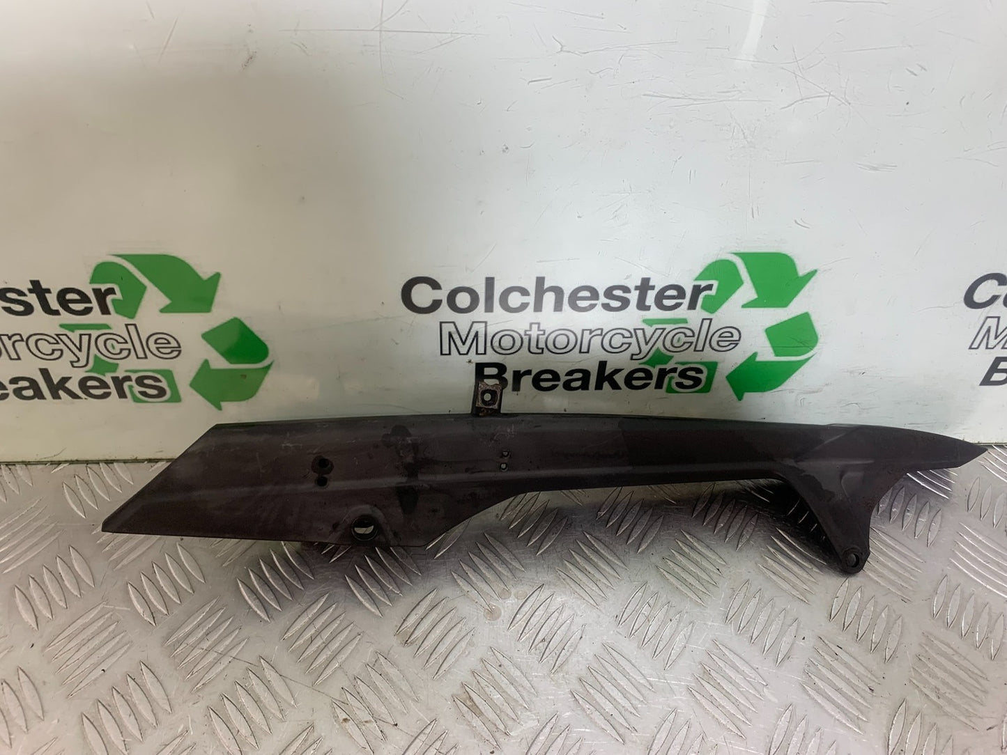 HONDA CBF125 CBF 125 CHAIN GUARD YEAR 2009-14 (CMB1182)