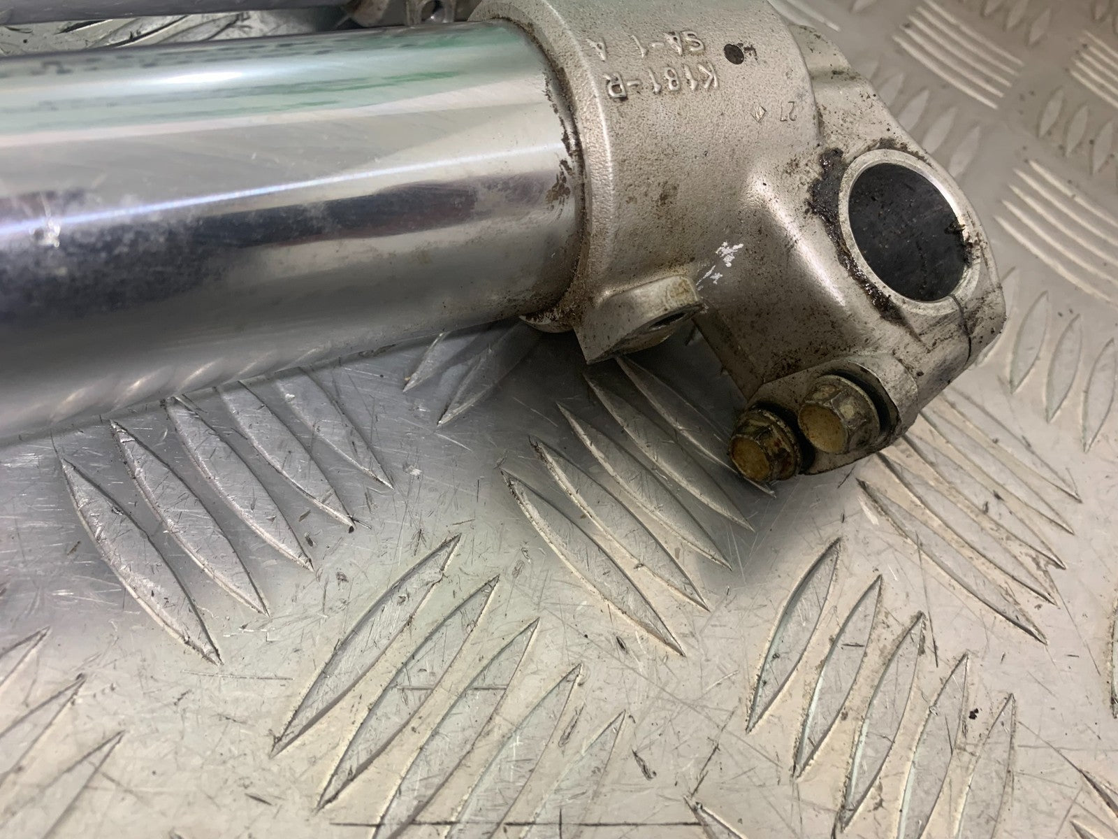 KAWASAKI KXF250 KXF 250 FORKS YEAR 2006-2008 (CMB1309)