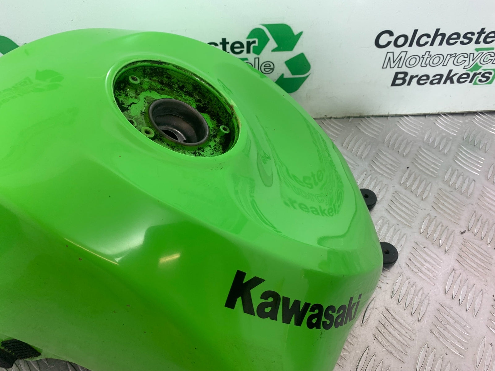 KAWASAKI ZX6R PETROL TANK  YEAR 2009-2012 (CMB1136)