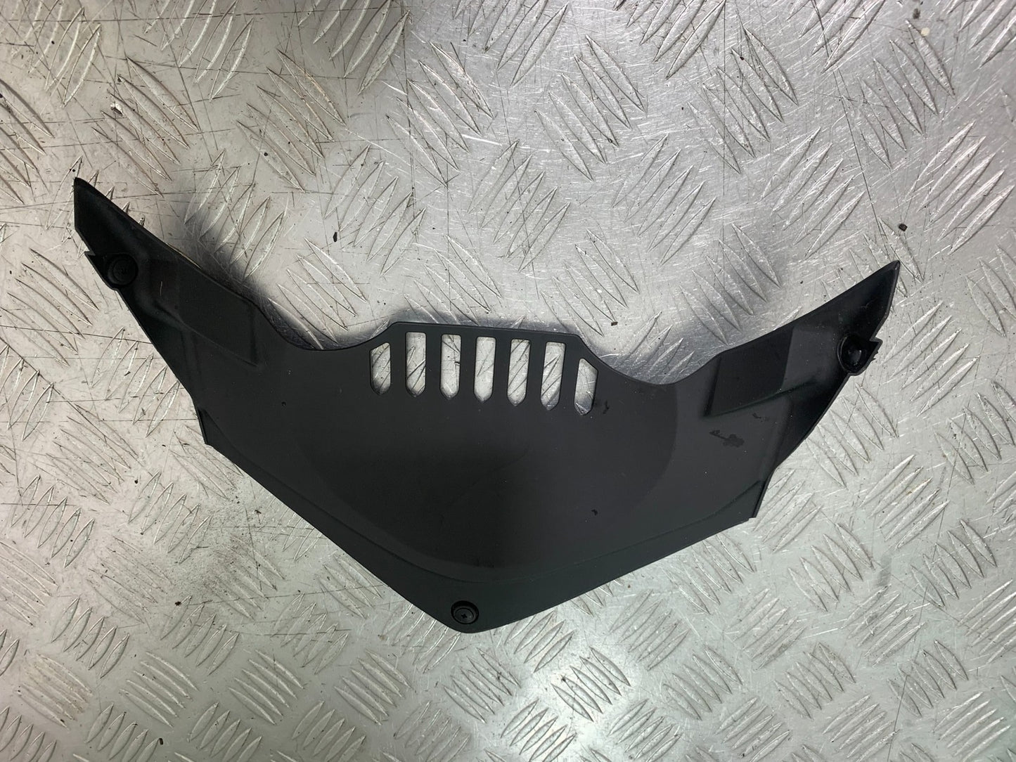 HONDA CBR1000 rr FIREBLADE LOWER TOP INFILL COVER   2012-2016 (CMB1280)