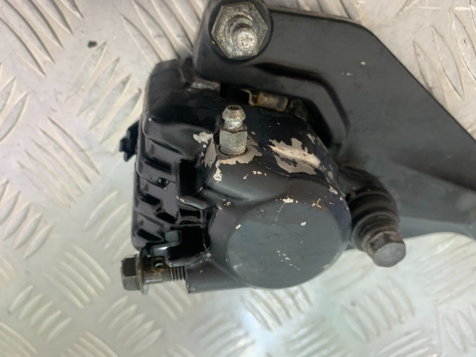 YAMAHA XS1100 MIDNIGHT SPECIAL REAR CALIPER  YEAR 1980-1982 (CMB1122)