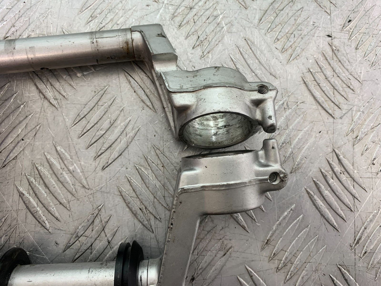 HONDA VFR800 VFR 800 V-TEC HANDLEBARS   YEAR 2002 -09 (CMB1296)