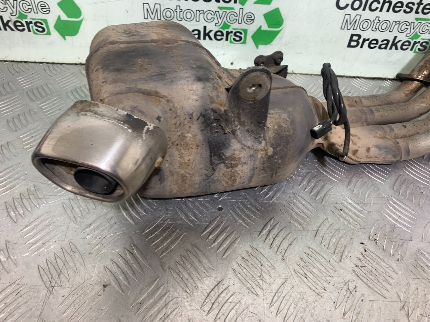 YAMAHA XJ6 XJ6-S EXHAUST  YEAR 2009-2015  (CMB1212)