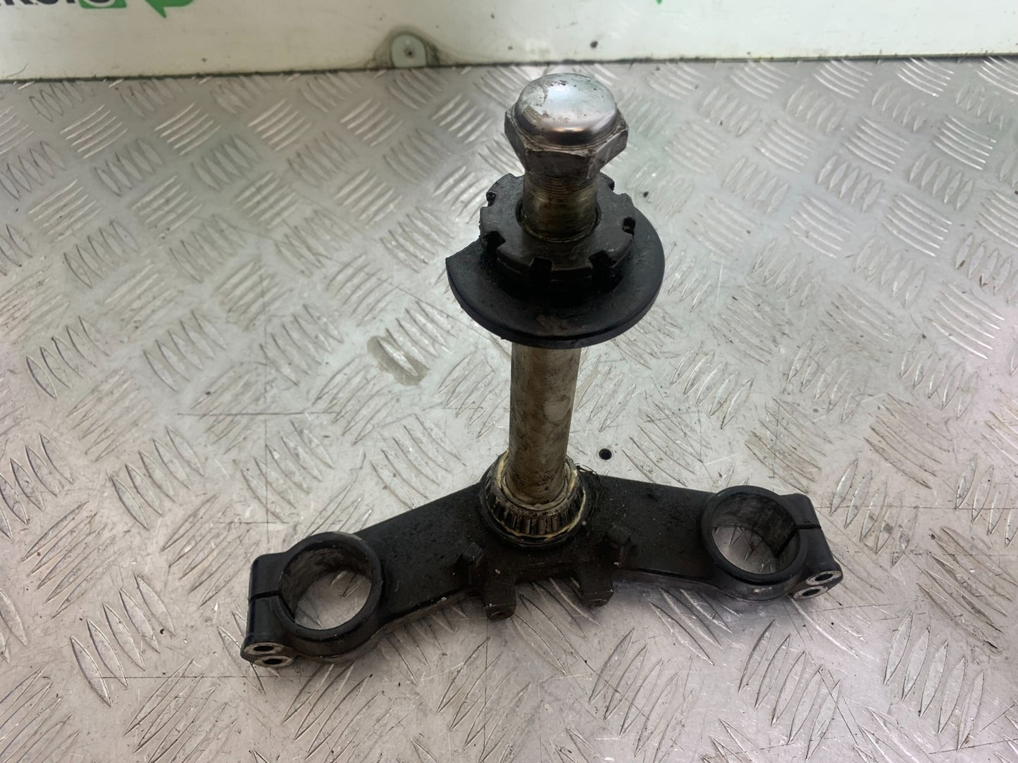 BMW R850 R R850R BOTTOM YOKE  YEAR 1994-2002 (CMB1170)