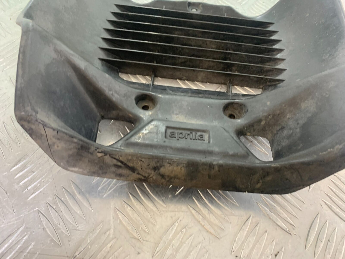 APRILIA RS50 RS 50 RADIATOR GRILL   YEAR 1996-1998 (CMB1132)