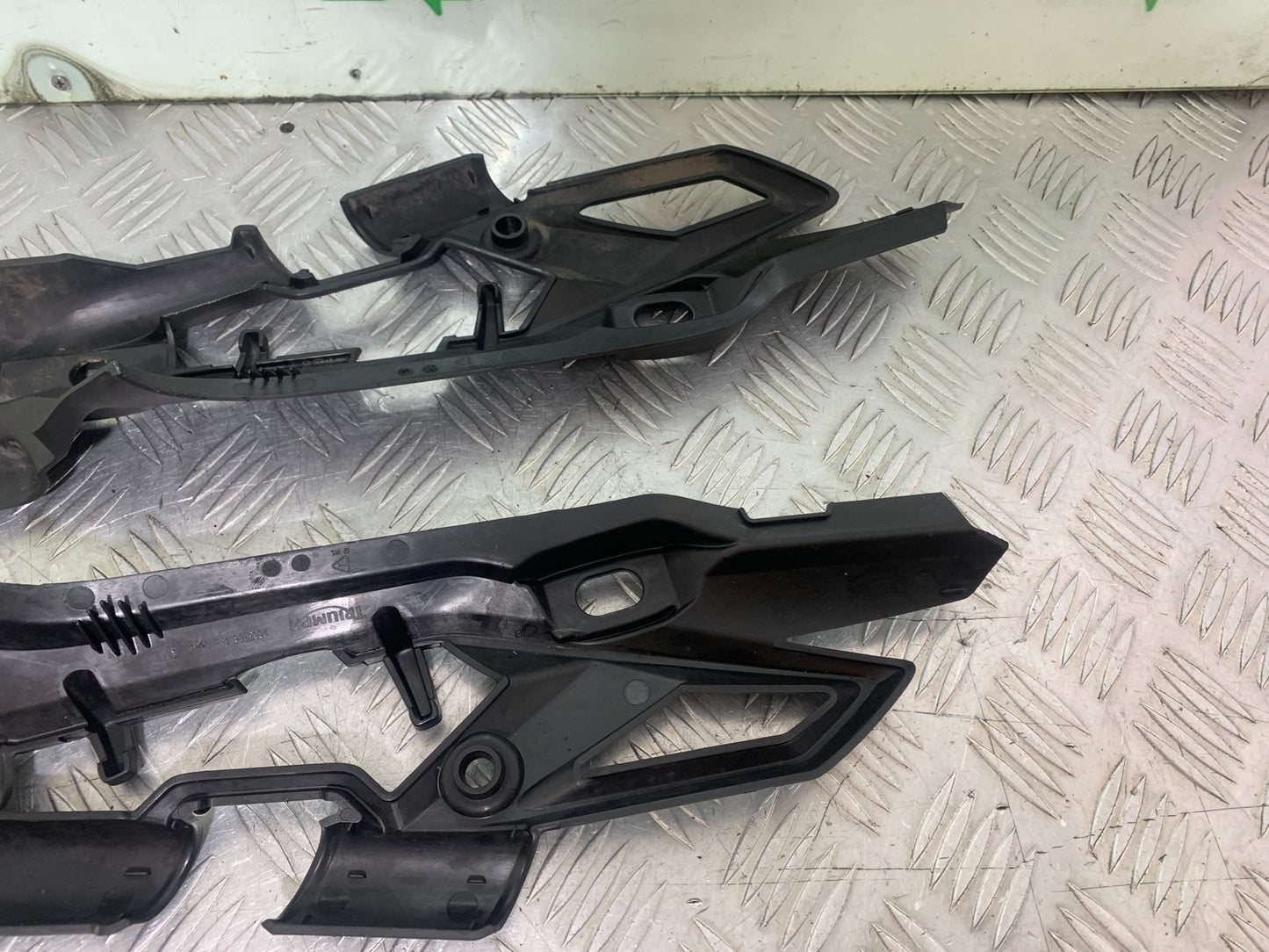 TRIUMPH TIGER 800 XRT LEFT AND RIGHT SIDE NFILL PANELS  2018-2020 (CMB1193)