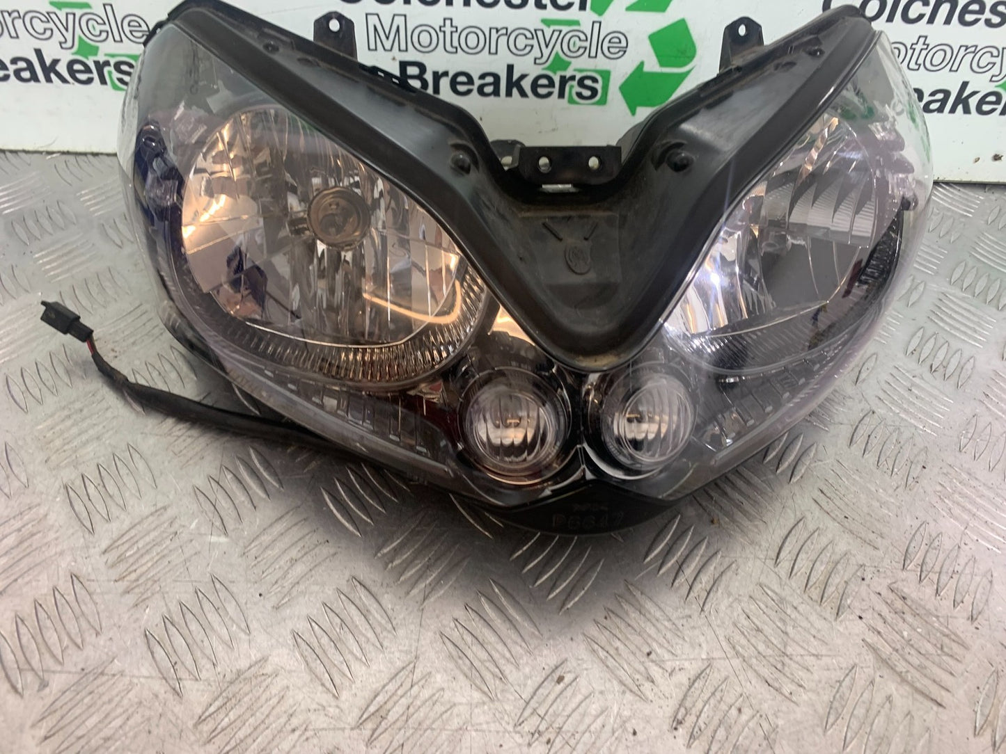 KAWASAKI GTR1400 GTR 1400 HEADLIGHT    YEAR 2007-2009 (CMB1174)