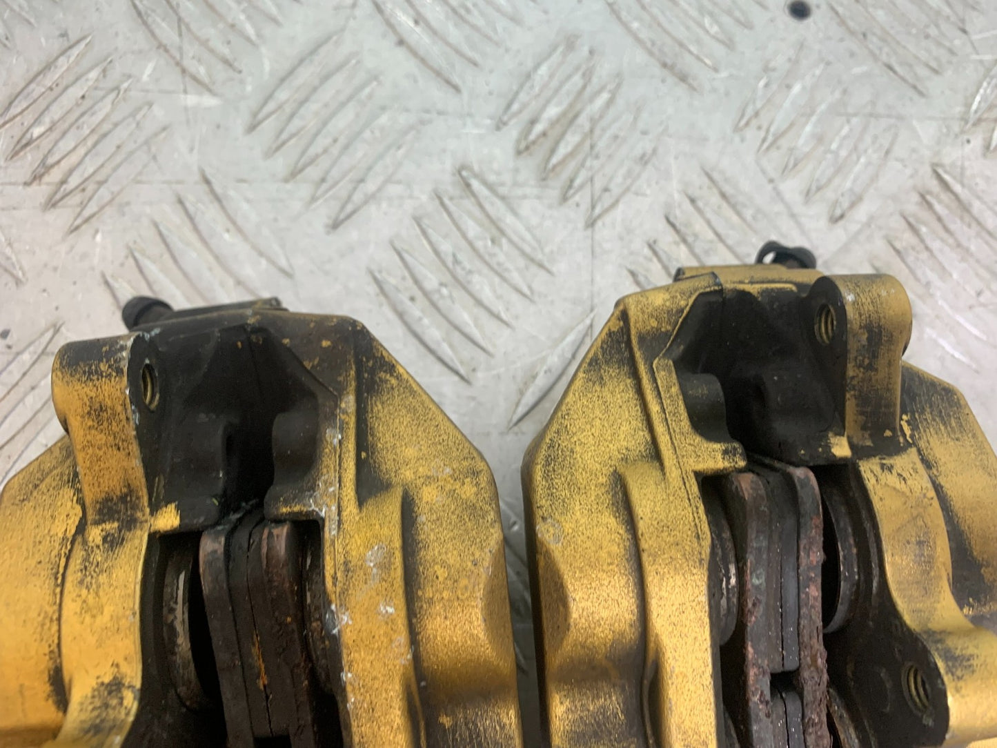 HONDA CBR600 CBR 600 RR FRONT CALIPERS   YEAR 2003-2004 CMB1173)