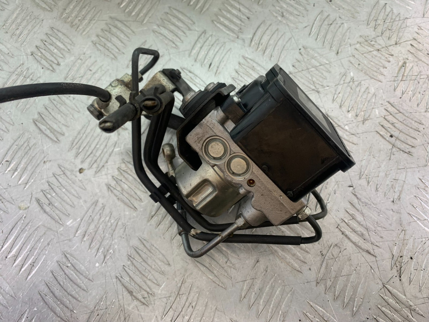 TRIUMPH 1050 SPRINT GT ABS PUMP  YEAR 2010-2016 (CMB1250)