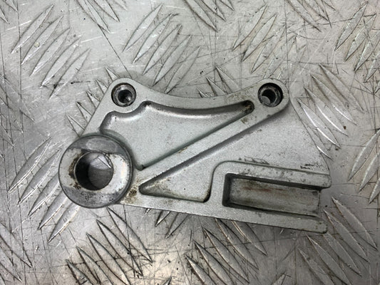 KAWASAKI ZX9R ZX9 R REAR CALIPER BRACKET  YEAR 1998-1999 (CMB1329)