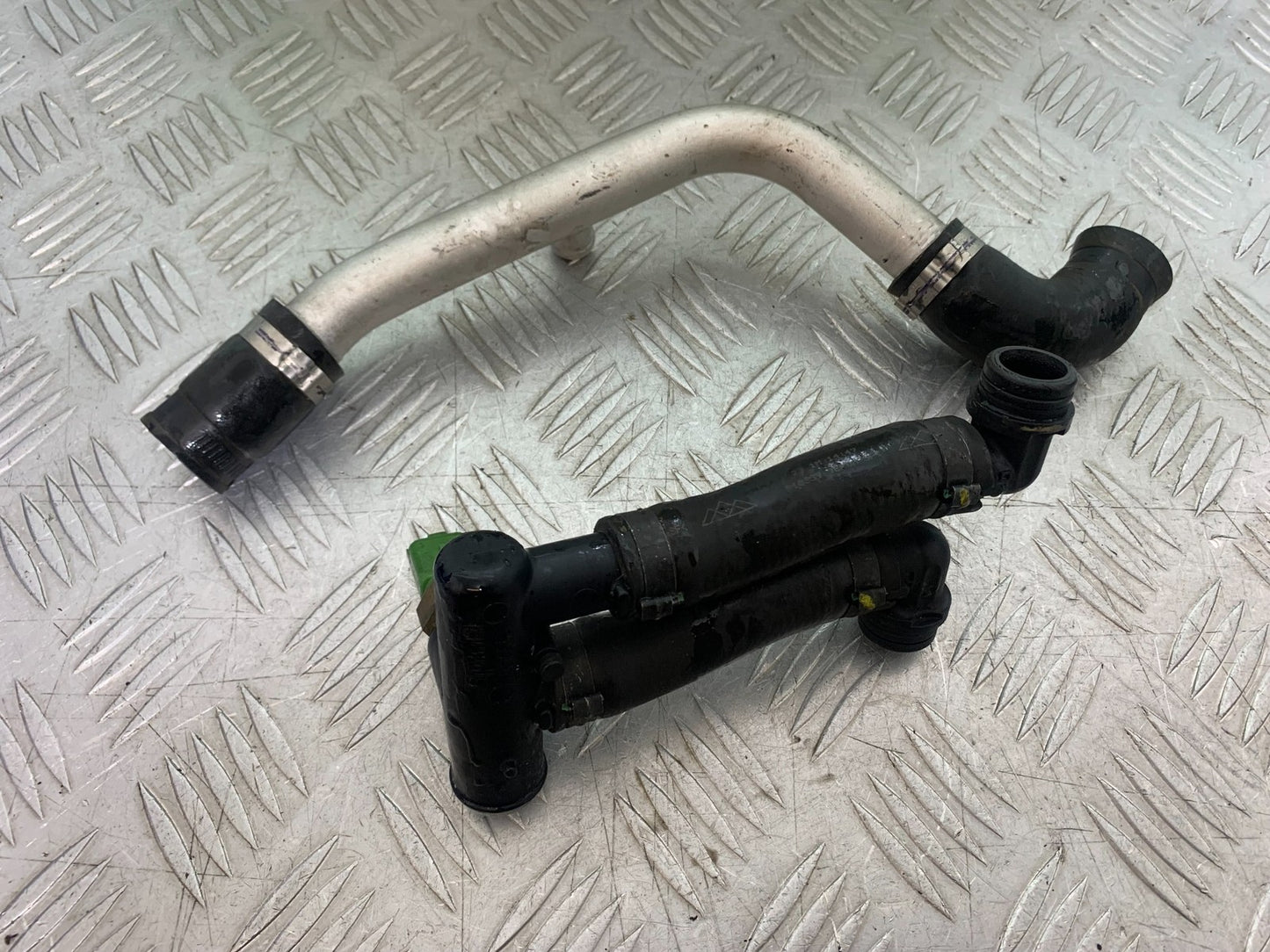 APRILIA TUONO 1000 V4 HOSES   YEAR 2013-2014  (CMB1239)