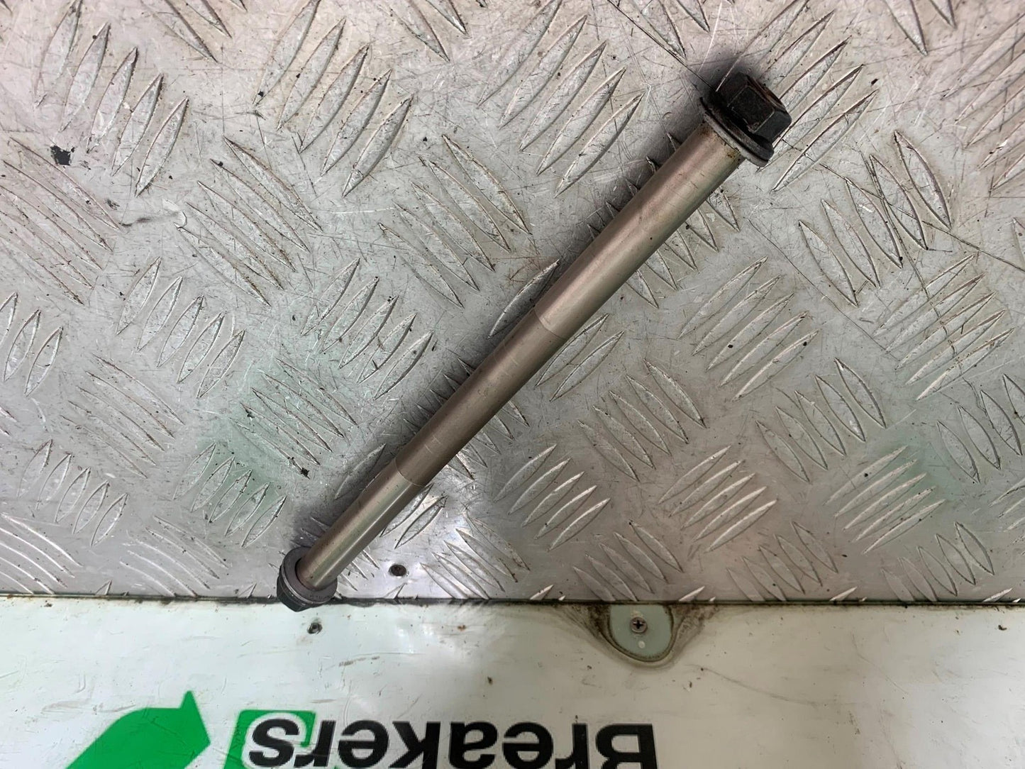 KTM 690 DUKE R LC4 REAR SWINGARM SPINDLE YEAR 2012-2015  (CMB1180)