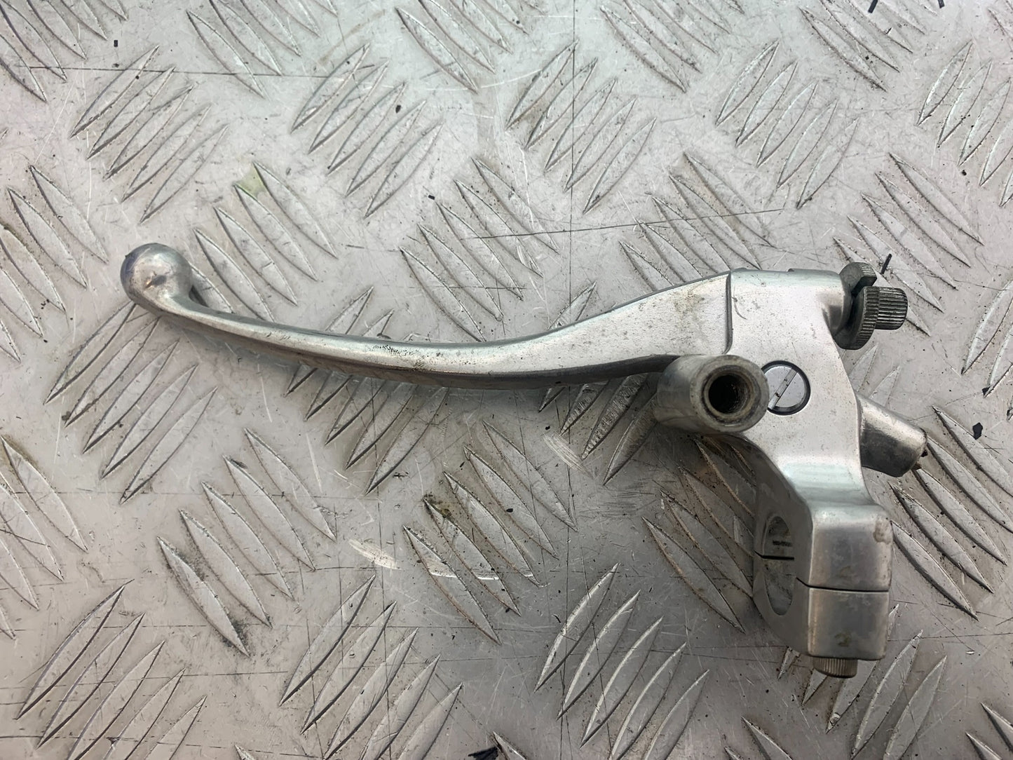 HONDA VTX1300 S-6 CLUTCH LEVER AND BRACKET  YEAR 2004-09 (CMB1159)
