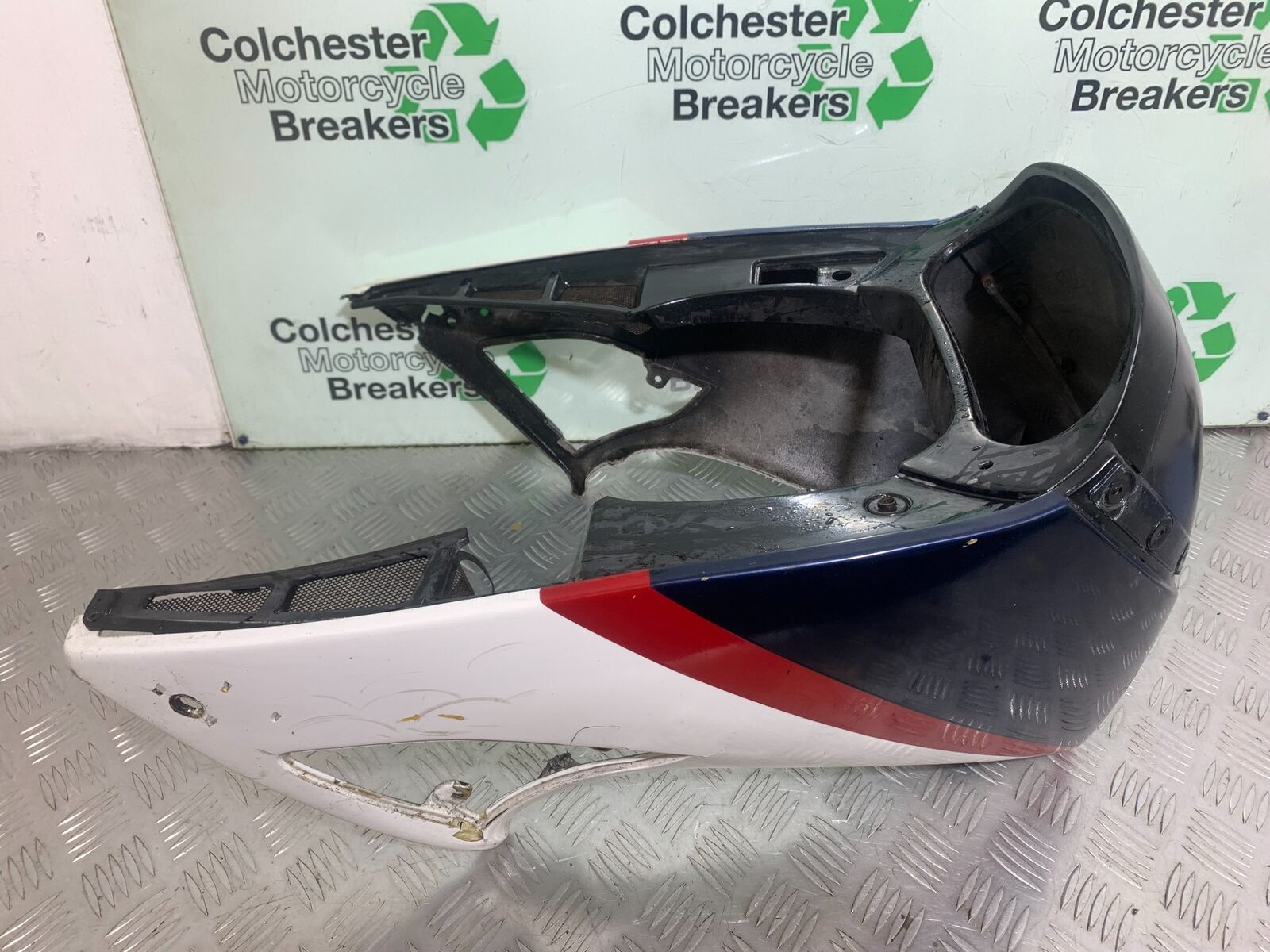 YAMAHA FJ1100 FJ 1100 TOP FAIRING   YEAR 1984-1985 (CMB1101)