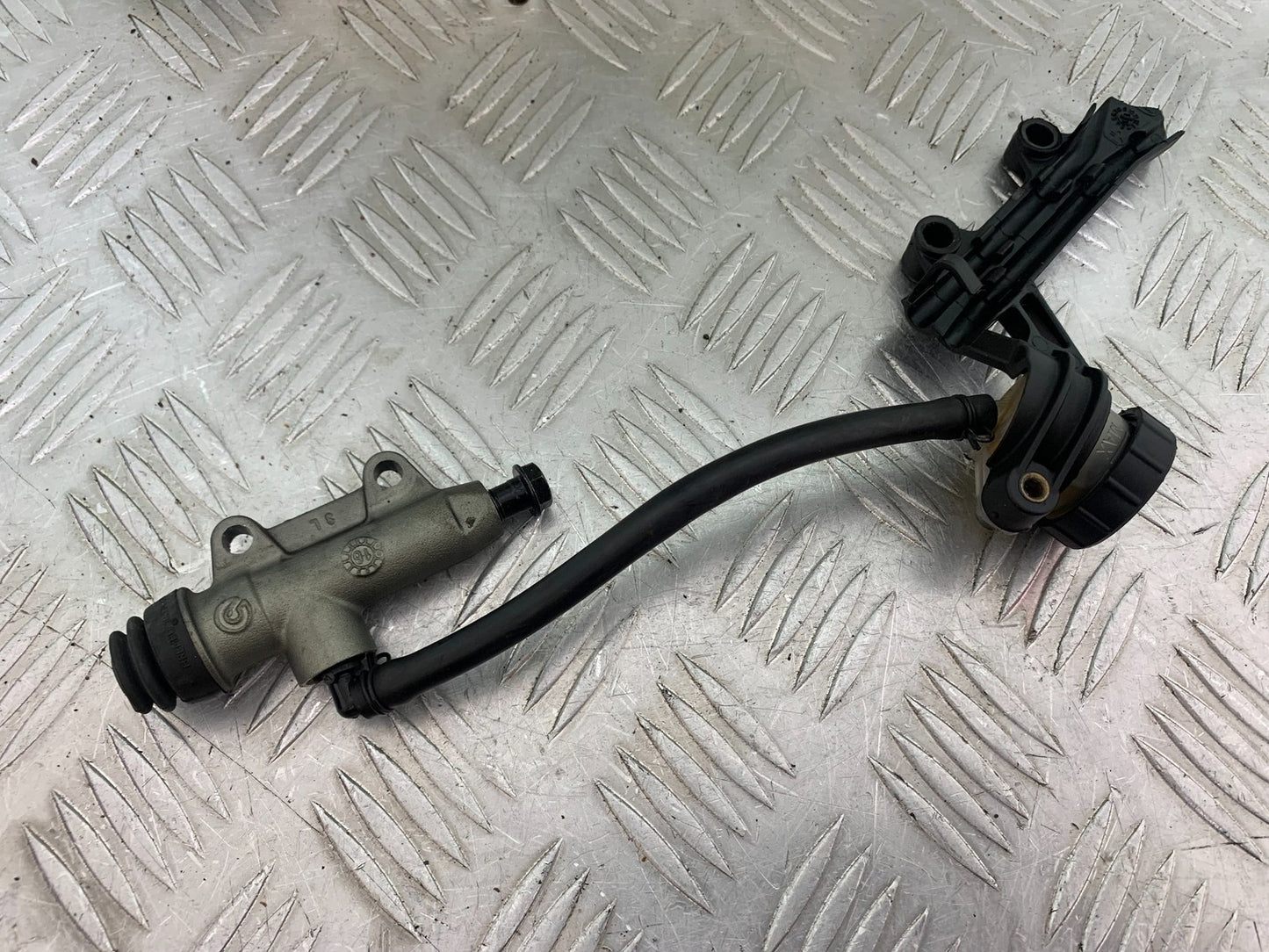 DUCATI 1299 PANIGALE REAR MASTER CYLINDER  YEAR 2016 (CMB 1187)