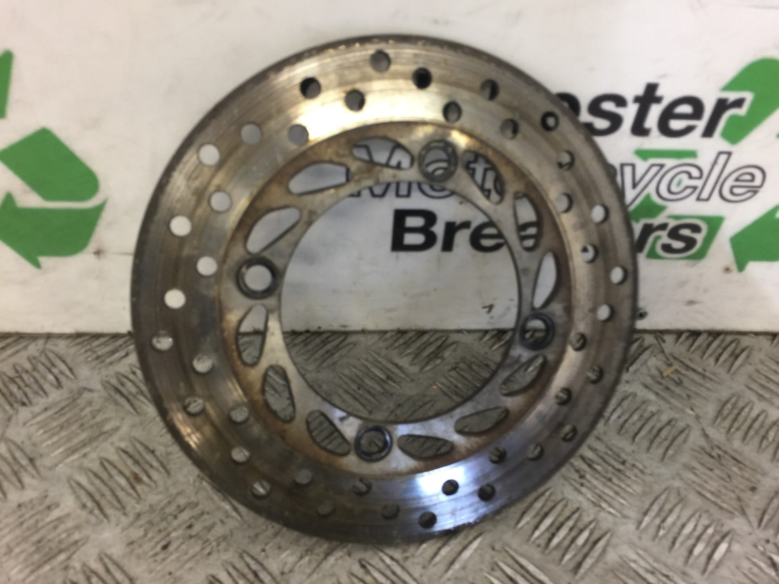 HONDA CBR125 CBR 125 REAR BRAKE DISC  YEAR 2011-2017 (STOCK 334)