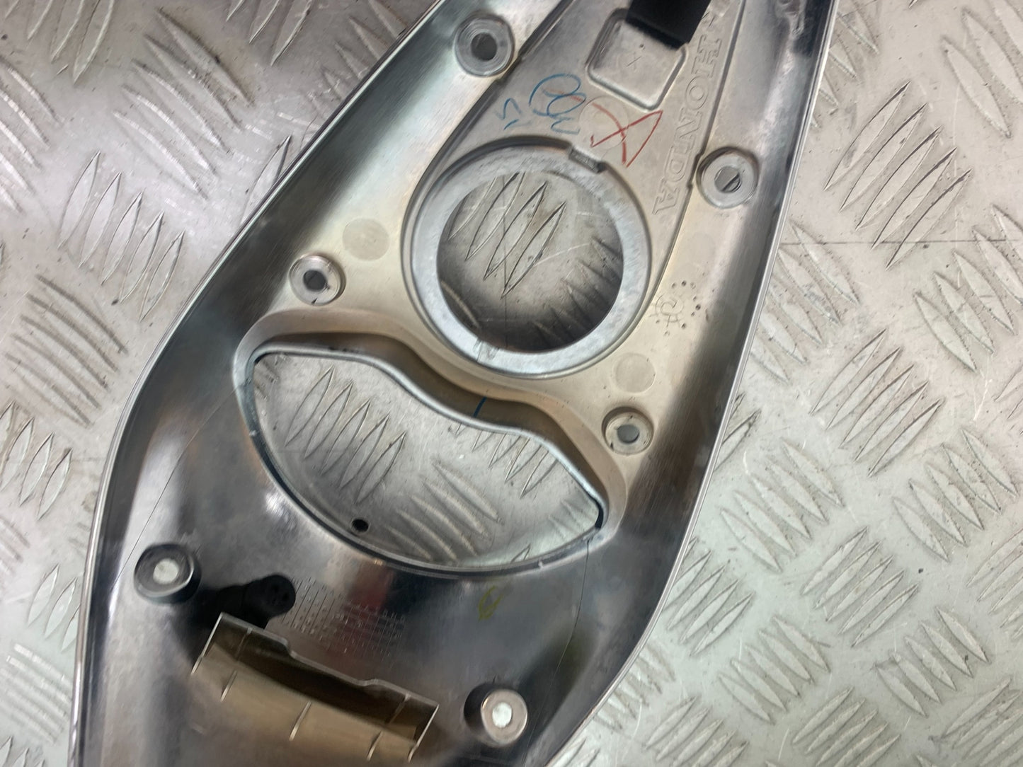 HONDA VTX1300 S-6 CLOCKS SURROUND  YEAR 2004-09 (CMB1159)