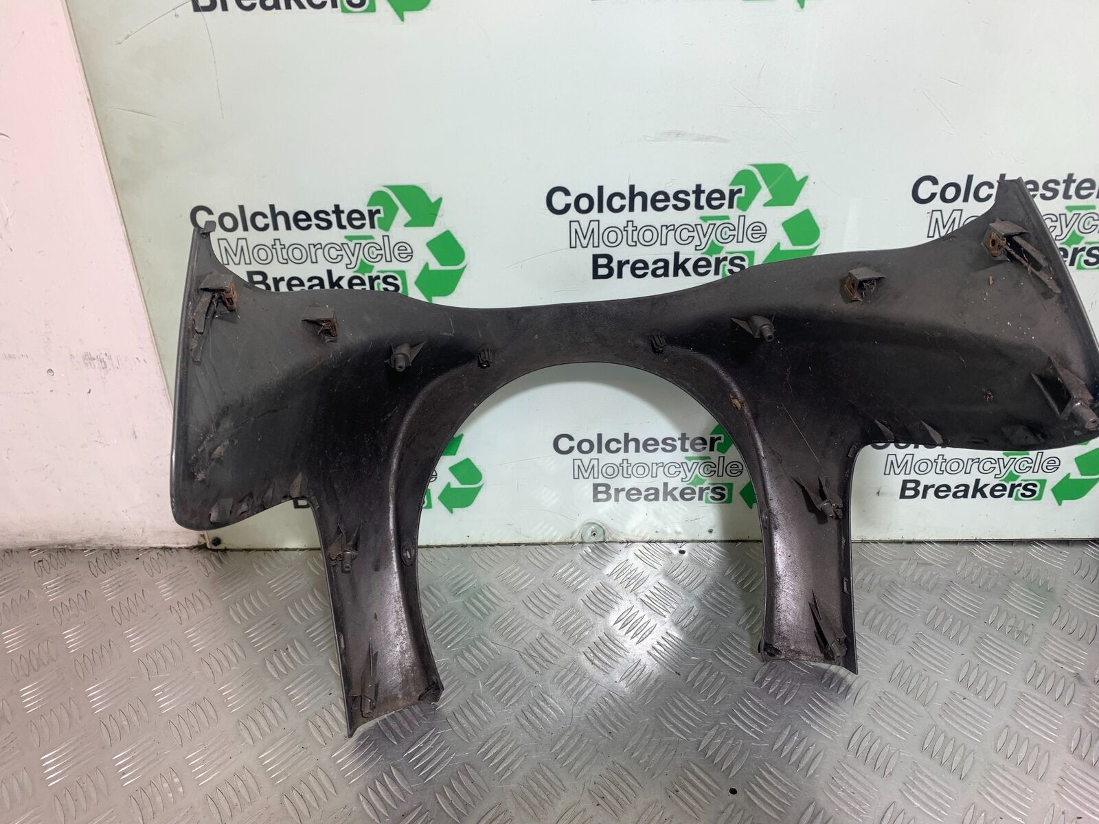 SUZUKI AN 200 UN 200 BURGMAN FAIRING PANEL YEAR 2007-09 (CMB1128)