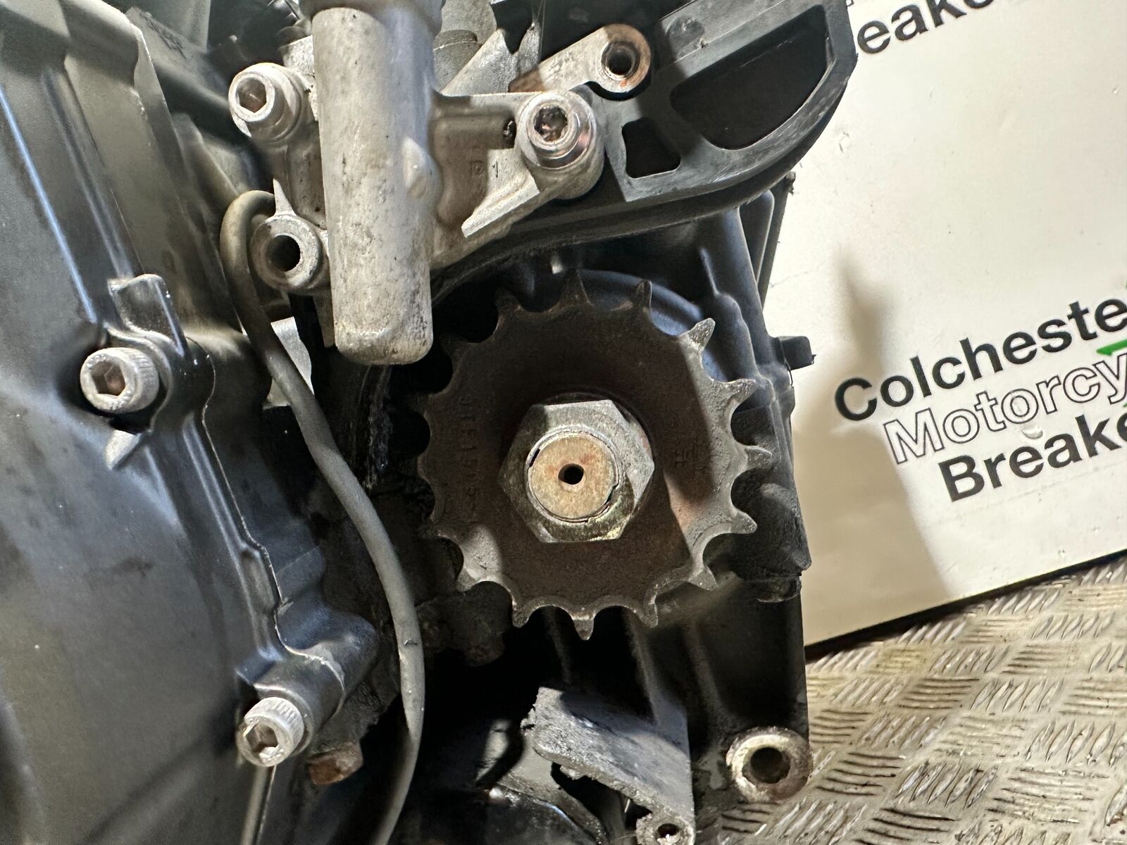 YAMAHA XJ6 XJ6-S ENGINE YEAR 2009-2015  (CMB1070)