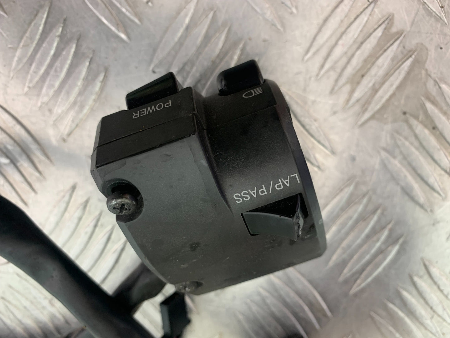 KAWASAKI ZX10R ZX 10R LEFT SWITCH GEAR   YEAR 2011-2015 (CMB1154)