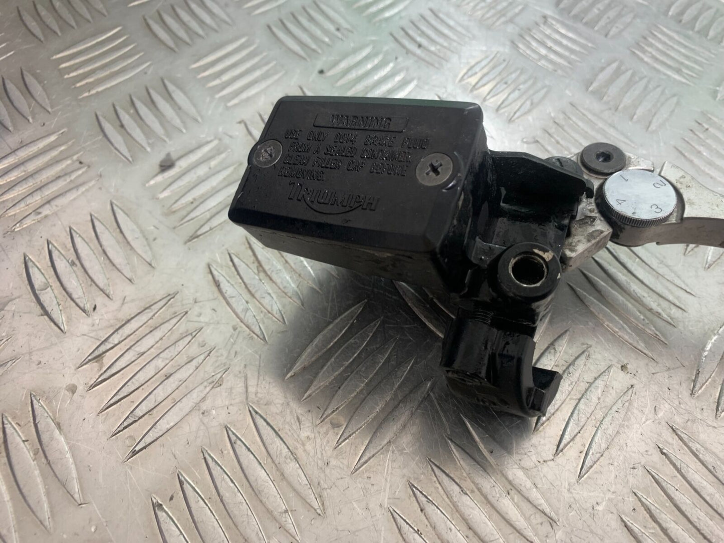 TRIUMPH TIGER 800 FRONT MASTER CYLINDER   YEAR 2011-2014 (CMB1113)