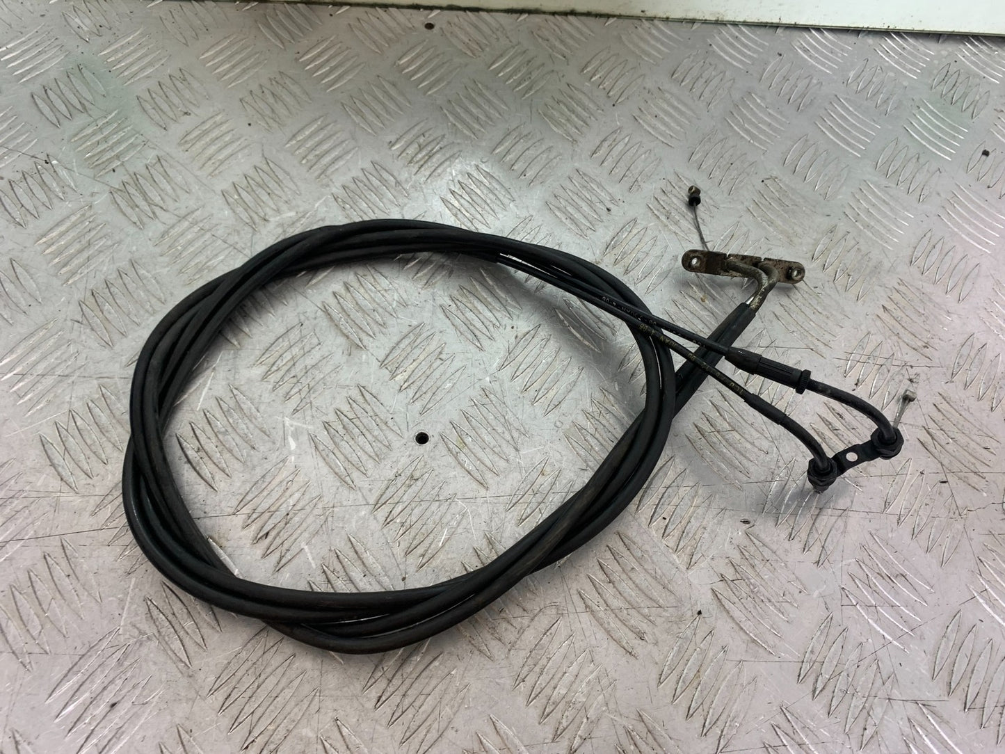 YAMAHA XMAX 250 XMAX 250 THROTTLE CABLE  YEAR 2006-09 (CMB1201)