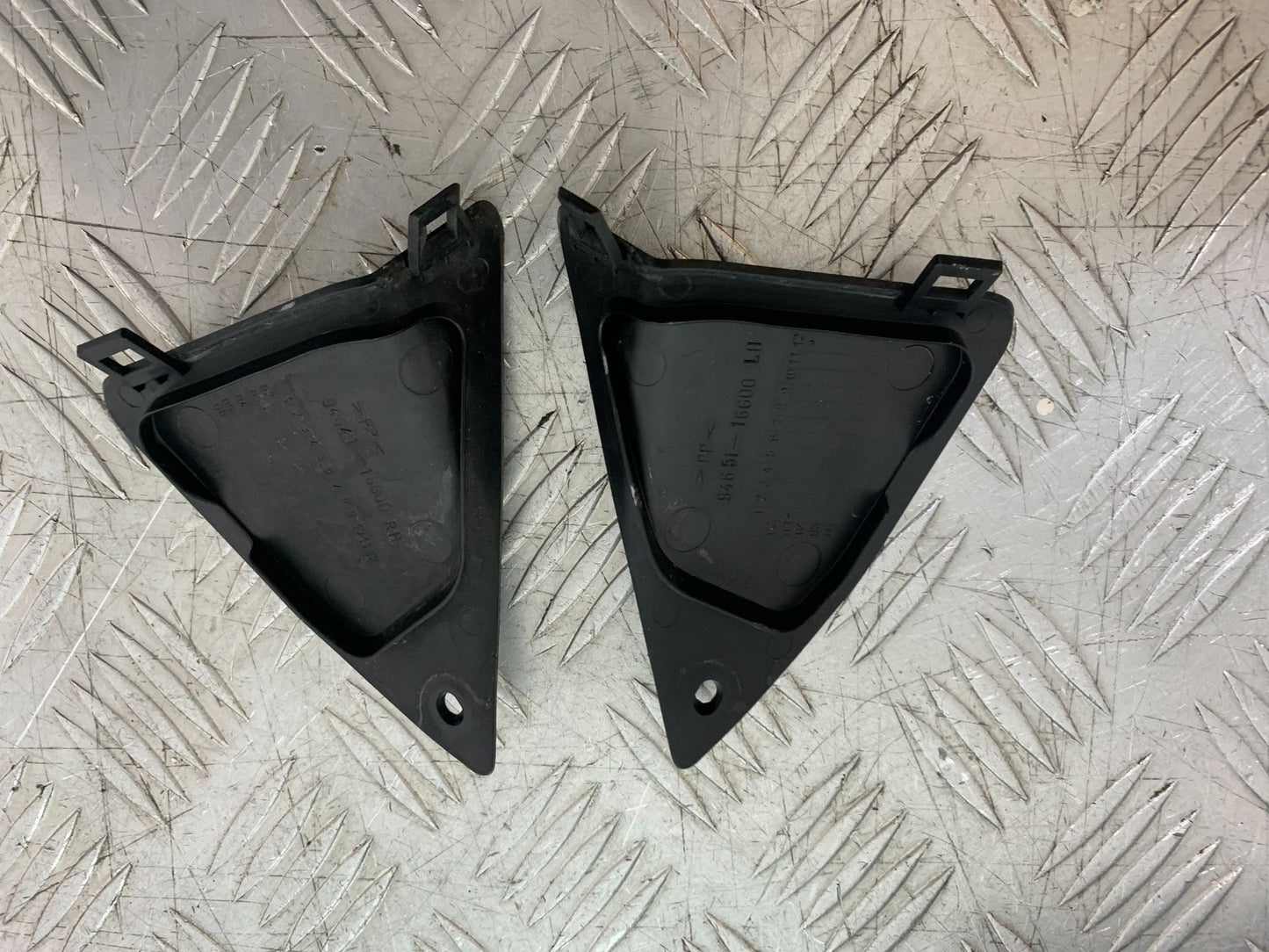 SUZUKI SV1000 SV 1000 TOP FAIRING SURROUND INFILLS  YEAR 2003-2007 (CMB1293)