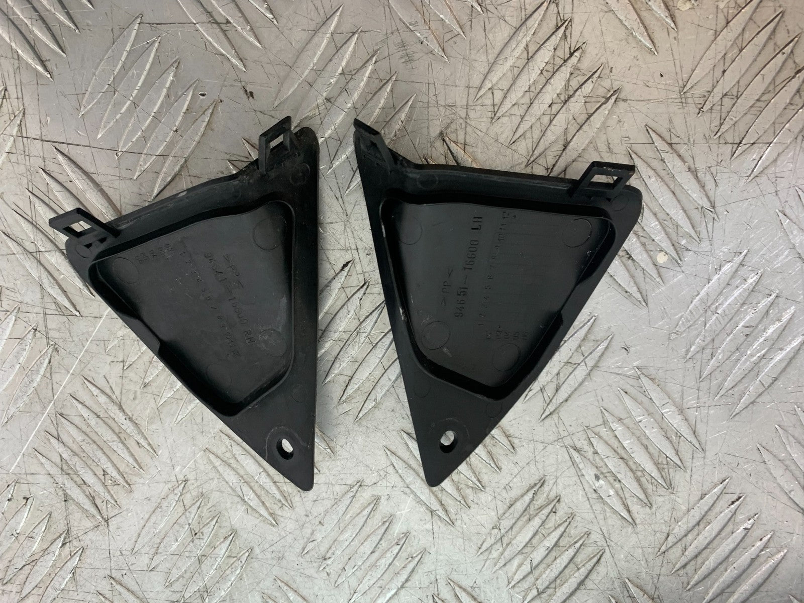 SUZUKI SV1000 SV 1000 TOP FAIRING SURROUND INFILLS  YEAR 2003-2007 (CMB1293)